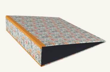 Folder with scattered flowers orange green